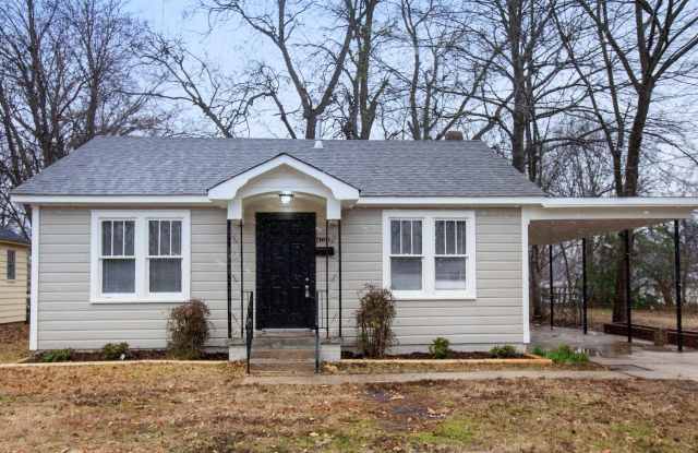 4701 Atkins Street photos photos