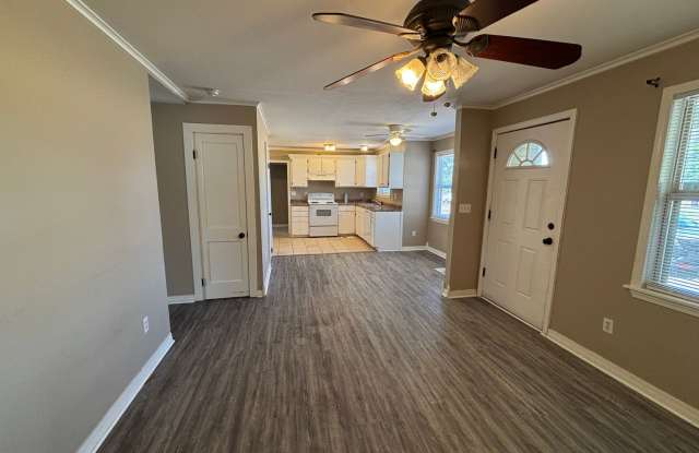 Two-story home in Russellville, AR Gallery 4