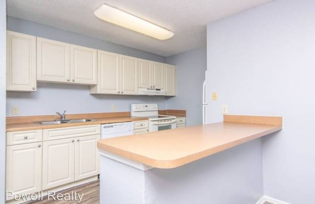 9481 HIghland Oak Drive #309 Gallery 4