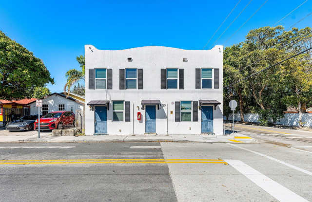 801 Dobbins Street unit: 2 photos photos