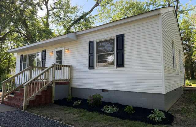 Rancher with Large Back Yard! Gallery 3