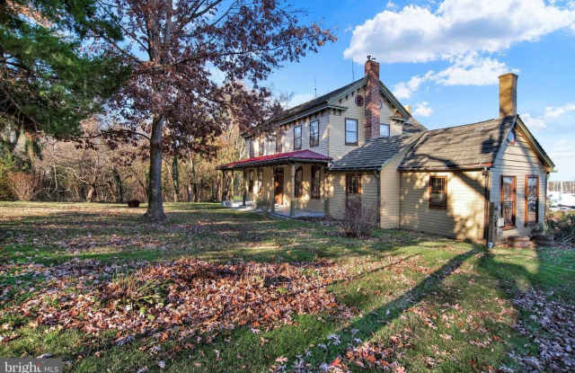 330 HIGHVIEW RD photos photos