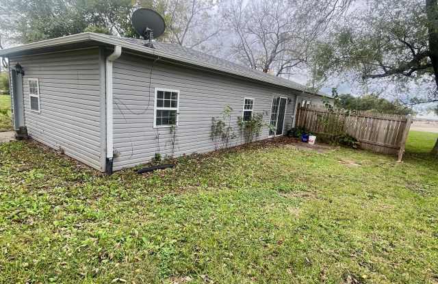 209 South Graham Street - 2 Gallery 1