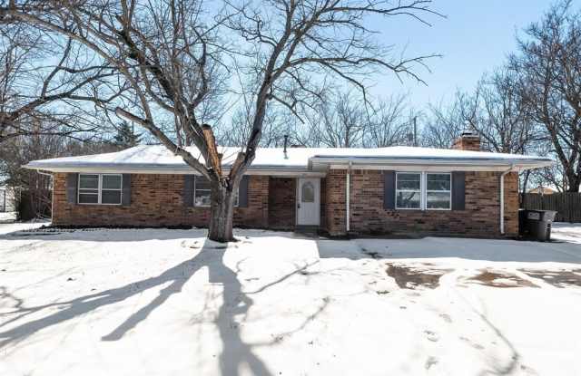 509 E Willow Lane - 509 East Willow Lane, Princeton, TX 75407