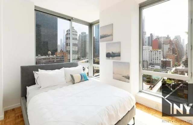 451 West 37th Street Gallery 3