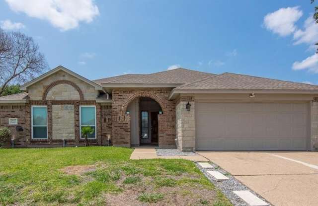 2927 Independence Drive - 2927 Independence Drive, Mesquite, TX 75150
