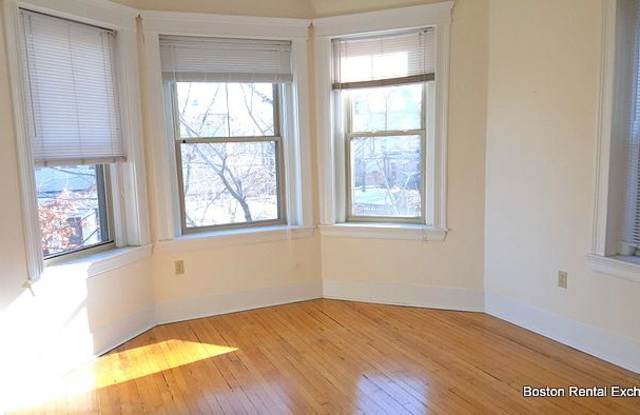 91 Trowbridge St. photos photos