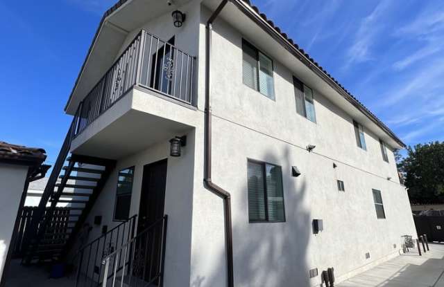 8677 Dearborn Avenue - 8677 Dearborn Avenue, South Gate, CA 90280