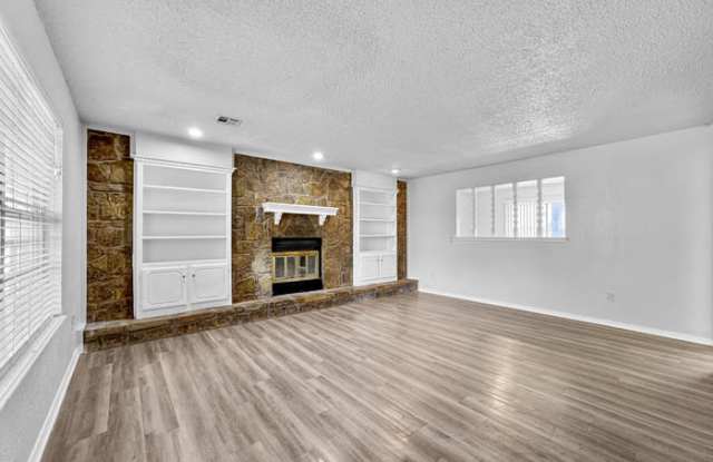 2422 Ripple Creek Lane Gallery 4
