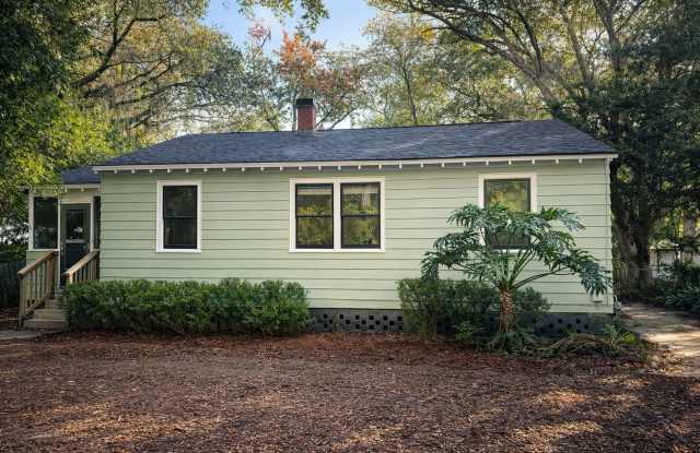 Beautifully Kept Historic Home!! photos photos