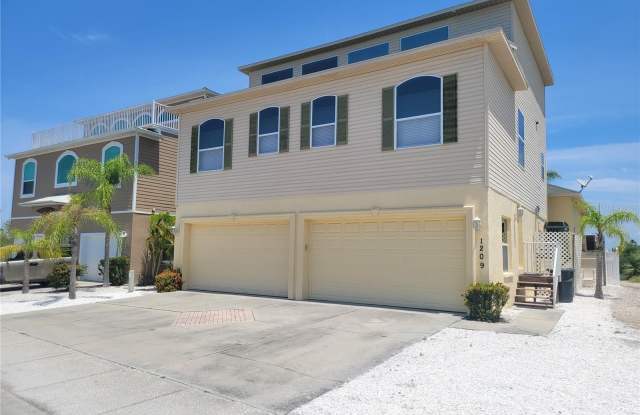 1209 APOLLO BEACH Boulevard Gallery 1