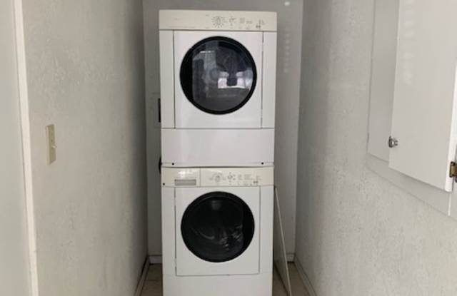 1101 West University photos photos