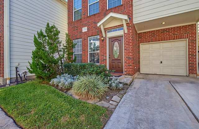 1770 Aden Drive Gallery 2