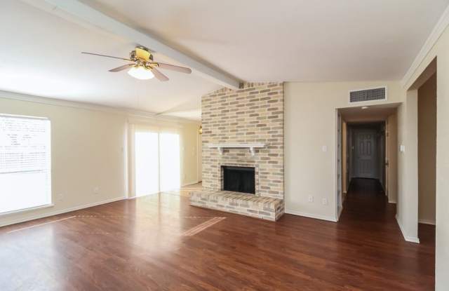 9010 Westfield Dr Gallery 4