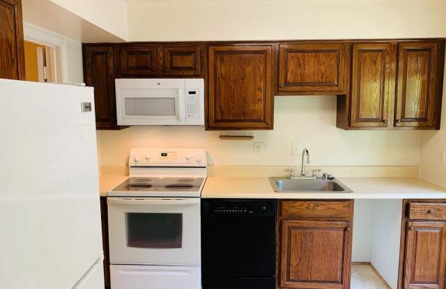 7603 CODDLE HARBOR LANE Gallery 3