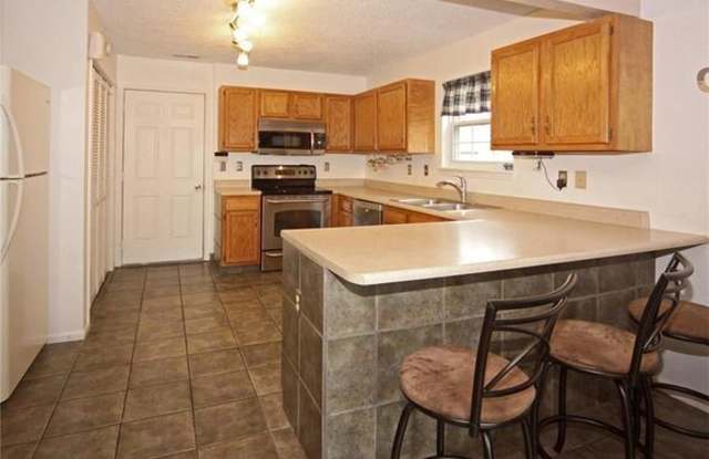 1940 Long Lake Dr Gallery 4