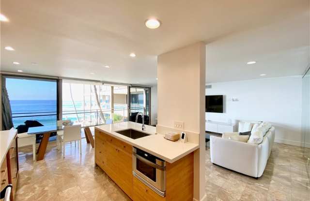 1585 S Coast Gallery 4
