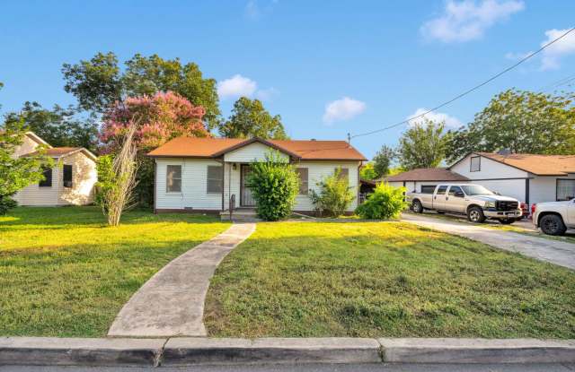 Charming 2-Bedroom Home in San Antonio photos photos