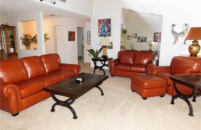 70 JOANNE PLACE Gallery 3