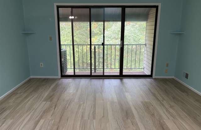 108 Federal Ct Gallery 2