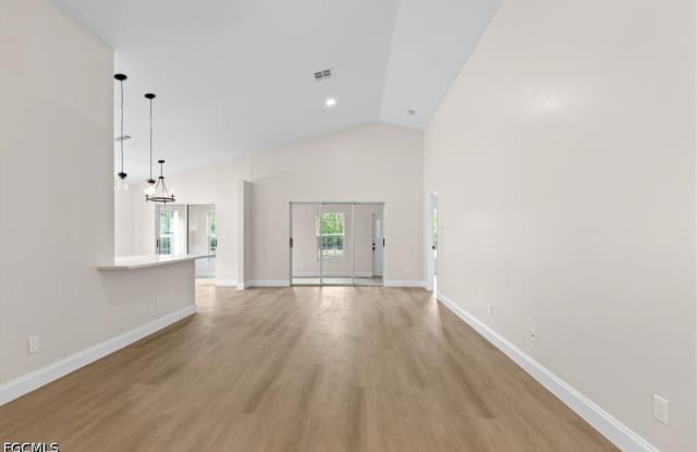 3358 Sabal Springs Boulevard Gallery 3