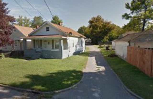Remodeled 3BR/1BA House off of Taylor Blvd. photos photos