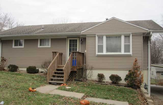 West Side Iowa City Home | Large Yard + In-Unit Laundry Gallery 1