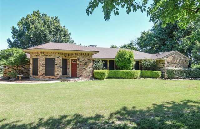 315 Woodcreek Drive - 315 Woodcreek Drive, Lowry Crossing, TX 75407