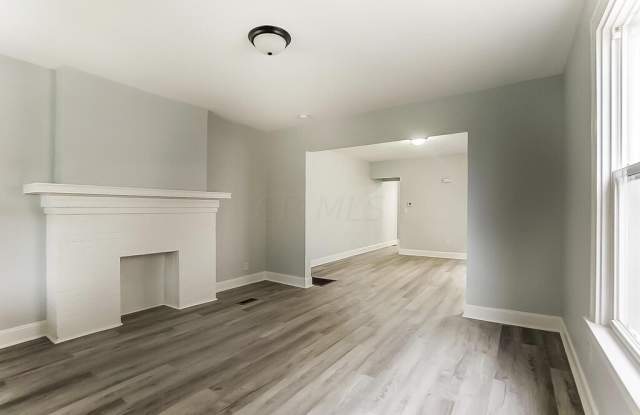 725 Fairwood Ave photos photos
