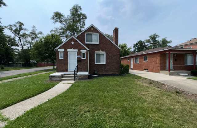 Beautiful Renovated 5 Bedroom Bungalow photos photos