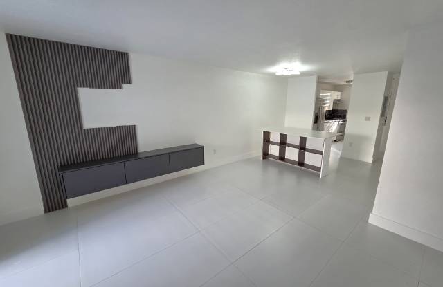 19504 Sw 103 Ct - 19504 Southwest 103rd Court, Cutler Bay, FL 33157