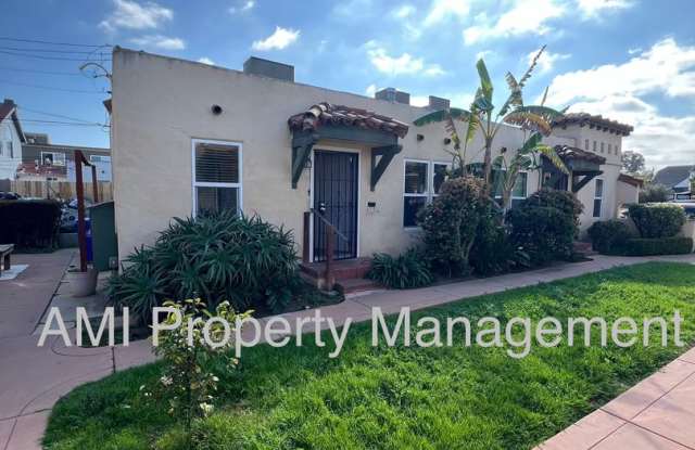 $1000 OFF 1st Month's Rent!! photos photos