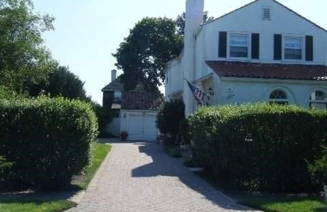 56 Hamilton Avenue - 56 Hamilton Avenue, Atlantic Beach, NY 11509