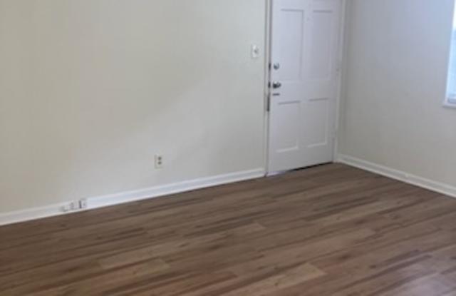310 West Lexington Avenue Gallery 2