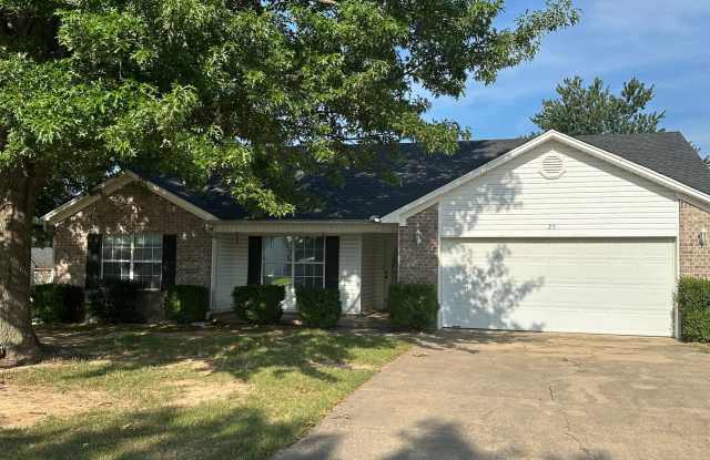 Spacious 3-Bedroom Home in the Heart of Cabot! photos photos