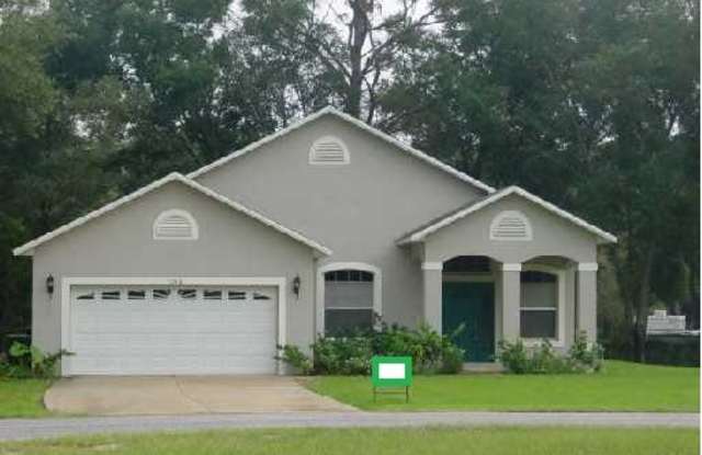 3/2 Hickory Ridge Dr.~Spring Lake Pines~Take a LOOK! - 1748 Hickory Ridge Drive, Lake County, FL 34731