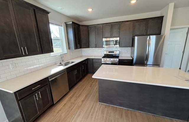 10425 Button Bush Drive - 10425 Button Bush Drive, Caledonia, WI 53126