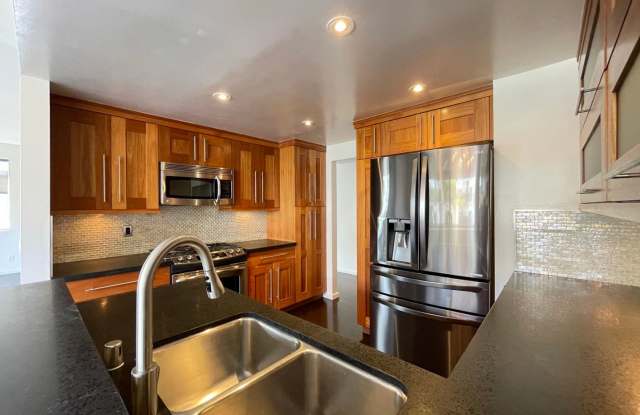 Spacious 2 Bedroom 2 Bath Condo in West LA - 1505 Purdue Avenue, Los Angeles, CA 90025