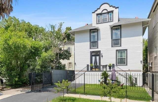 1420 VALENCE Street - 1420 Valence Street, New Orleans, LA 70115