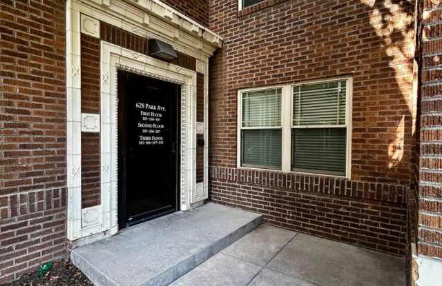 The Selma Gallery 3