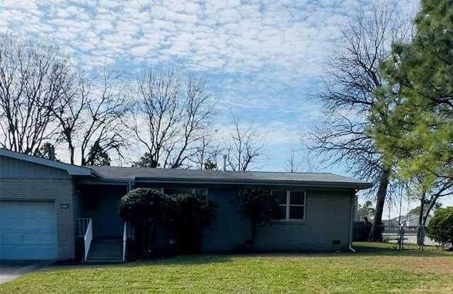 4510 E 49th Street photos photos