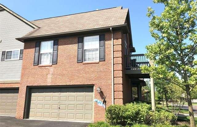 28426 CARLTON WAY Drive Gallery 2