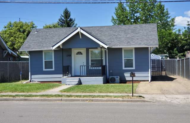 1308 Cherry Street, La Grande, Oregon 97850 photos photos