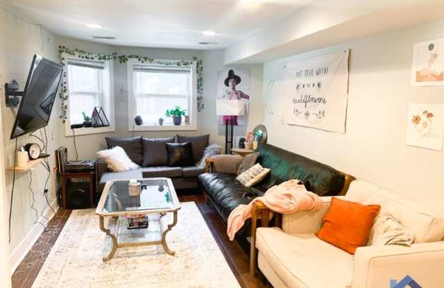926 W George St G - 926 W George St, Chicago, IL 60657