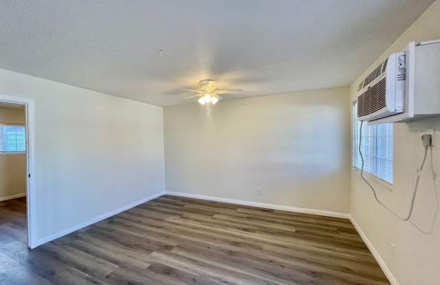 Charming 1‑Bedroom Apartment in Prime Van Nuys Location - MOVE IN READY - 15865 Vanowen Street, Los Angeles, CA 91406