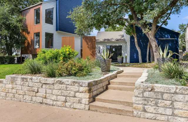Peak at NW Hills Gallery 2