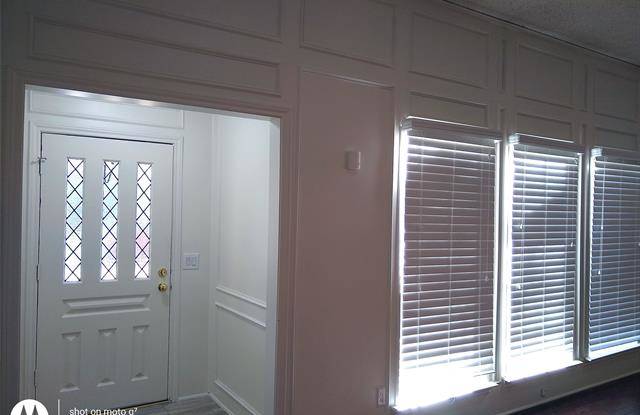 2925 Mollimar Drive Gallery 2