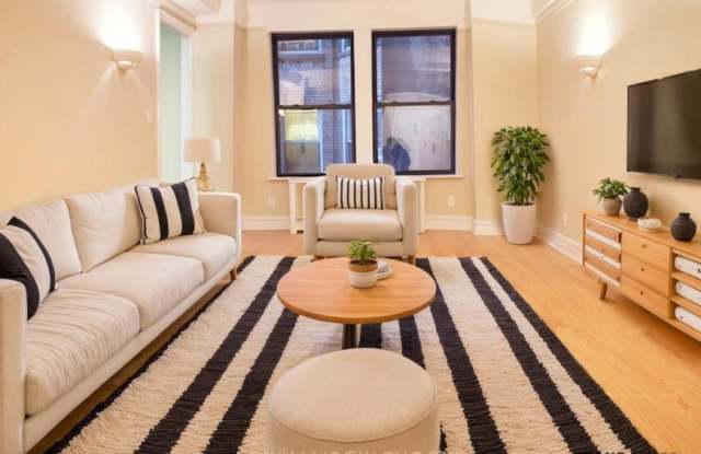 900 West End Avenue - 900 West End Avenue, New York City, NY 10025