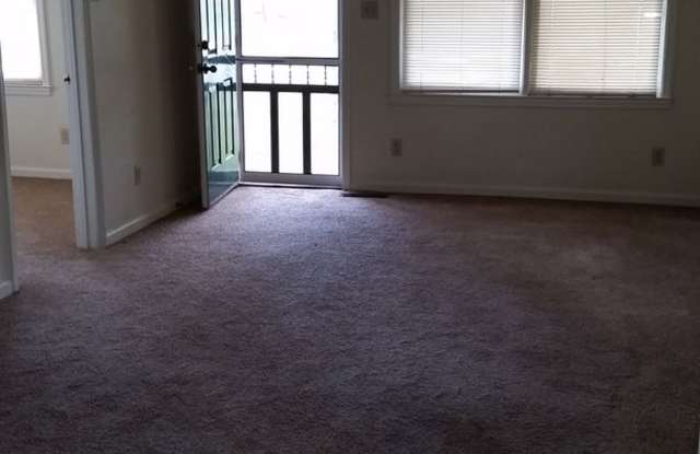 TWO BEDROOM HOME LOCATED IN REMERTON Gallery 4