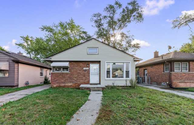OPEN HOUSE- November 7th 12pm-1230pm! Beautiful 3-bedroom 1.5 Bath Gallery 1